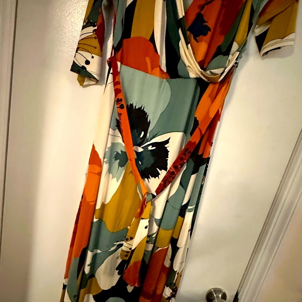 Like New Janette F/S Orange and Yellow Maxi Wrap Sundress with Flutter Sleeves - Picture 7 of 9
